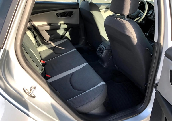 Seat Leon cena 33200 przebieg: 230000, rok produkcji 2016 z Wrocław małe 704